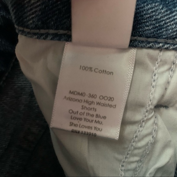 NWT Show Me Your Mumu Arizona High Waisted Cut Off Shorts Out of the Blue Sz 24 - Picture 11 of 12